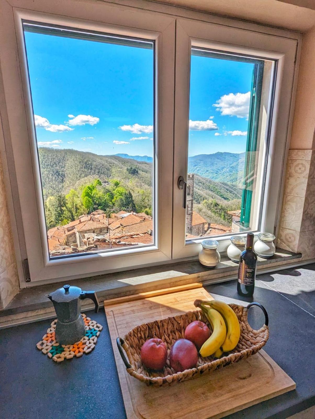 Casa Bellavista Villa Montefegatesi Eksteriør billede